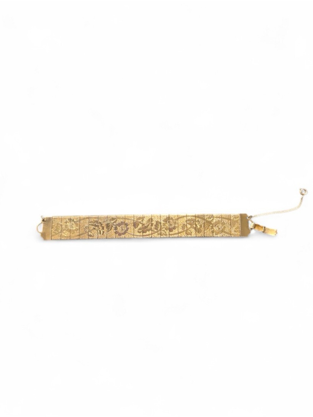 Preowned Unstamped Gold Tone Floral Etched Panel Link Bracelet